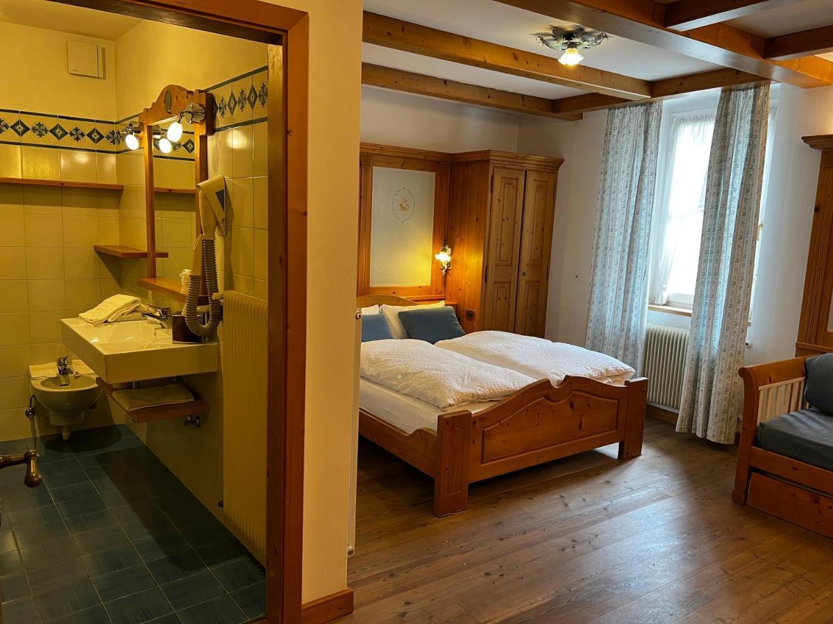 Kaiserkrone Charming Retreat Dimaro Exteriör bild