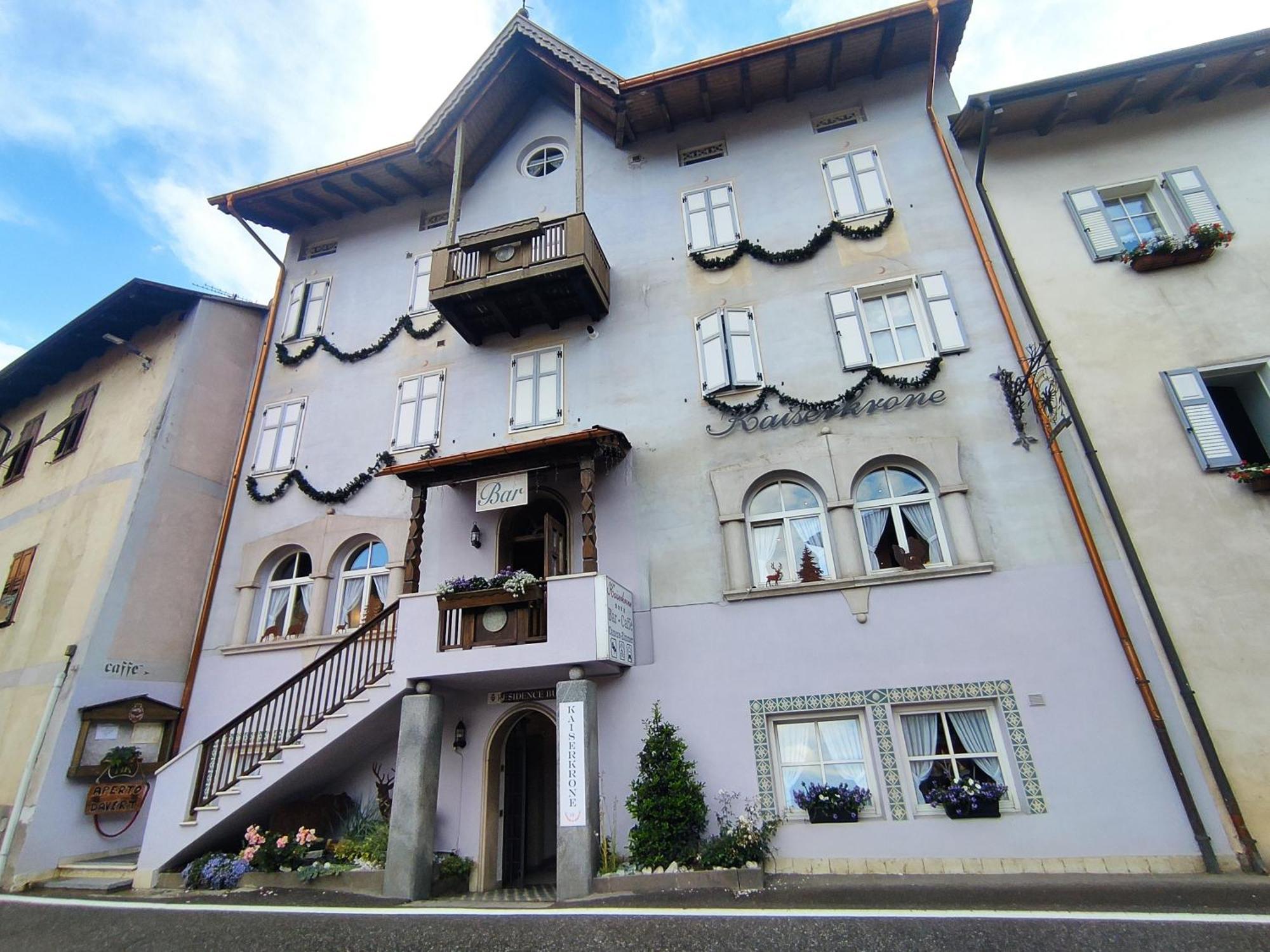 Kaiserkrone Charming Retreat Dimaro Exteriör bild